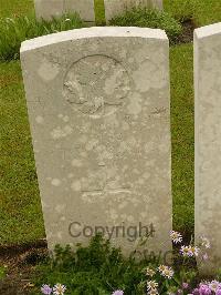 Etaples Military Cemetery - Robb, A